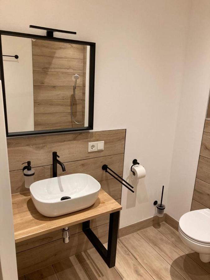 Bergs Bahnhof Apartman Ralingen Kültér fotó