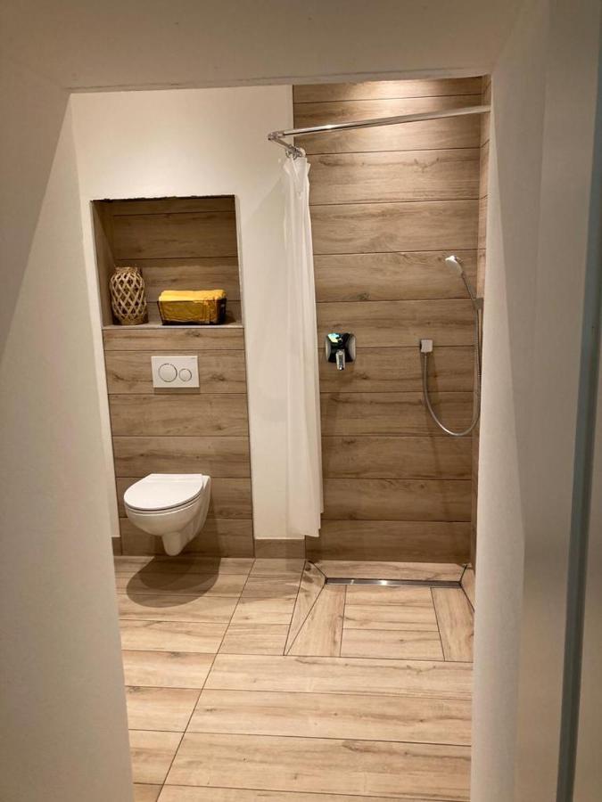 Bergs Bahnhof Apartman Ralingen Kültér fotó